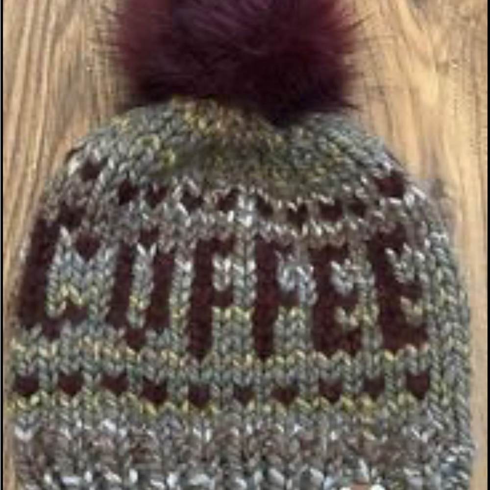 Cozy Yarn Designs Beanie with Removable Pom